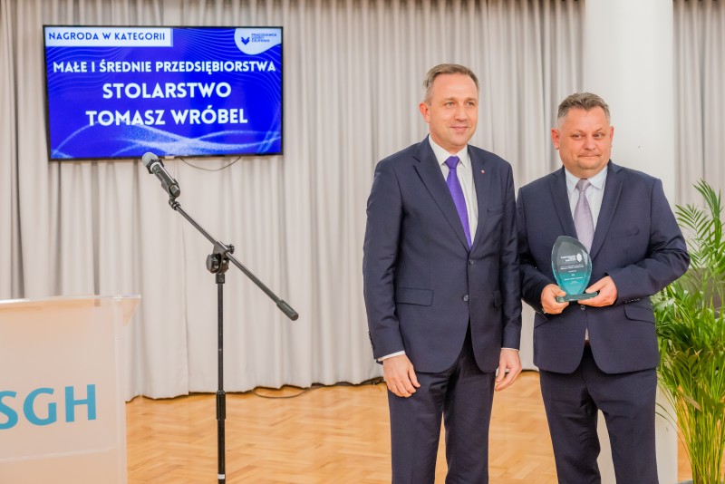 Stolarstwo Tomasz Wróbel – dwukrotny laureat Konkursu „Teraz Polska” – z kolejnym wyróżnieniem