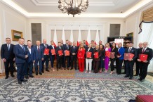 Laureaci 35. edycji "Teraz Polska" podczas uroczystości w Belwederze. Fot. KAKA.media